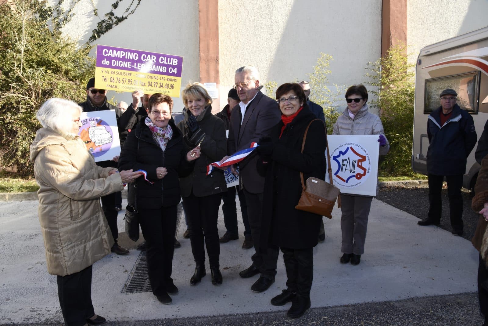 Digne Les Bains Se Dote D Une Nouvelle Aire De Services Pour Les Camping Cars Ville De Digne Les Bains