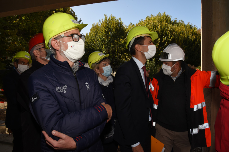 Damien Moulard lors de la visite du chantier du gymnase du collège Maria Borrély à Digne-les-Bains